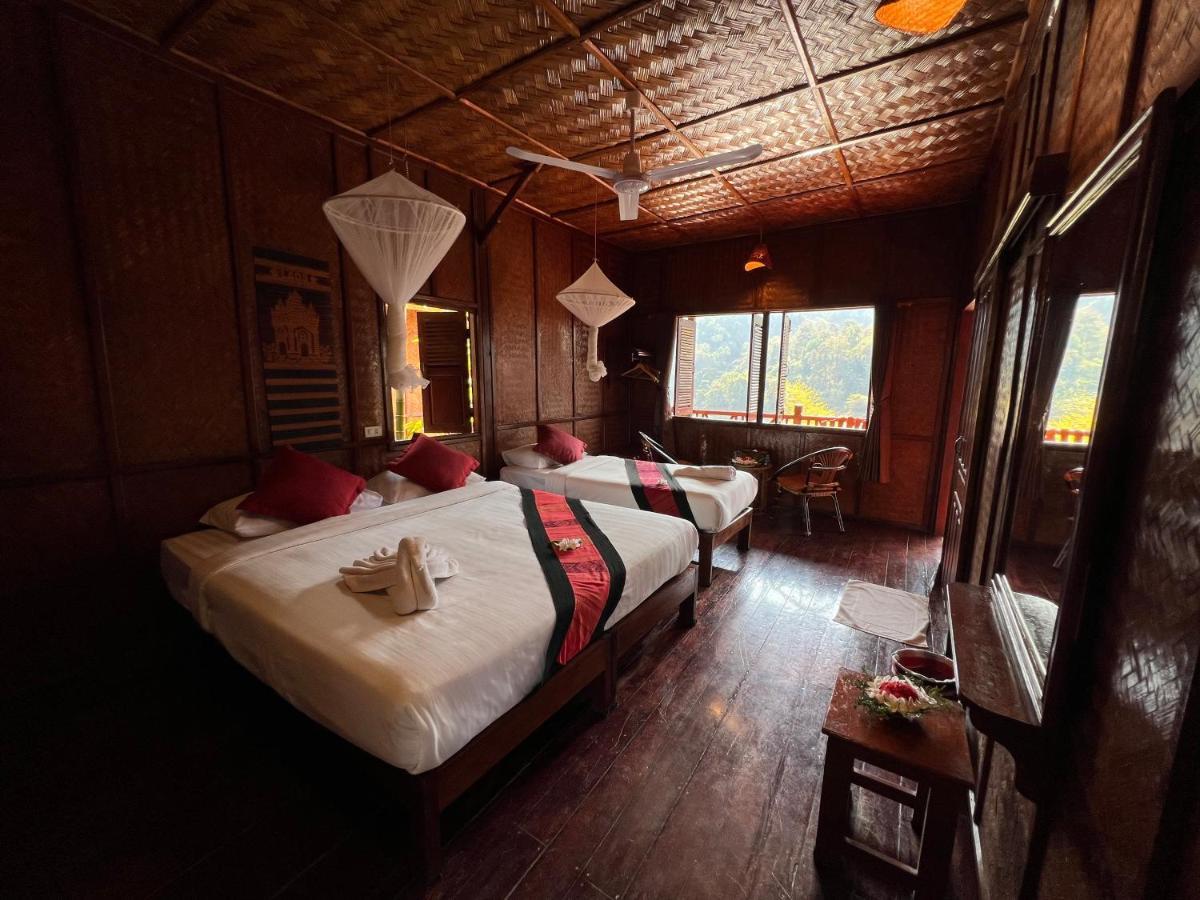 Mekong Riverside Lodge Muang Pakbèng Extérieur photo