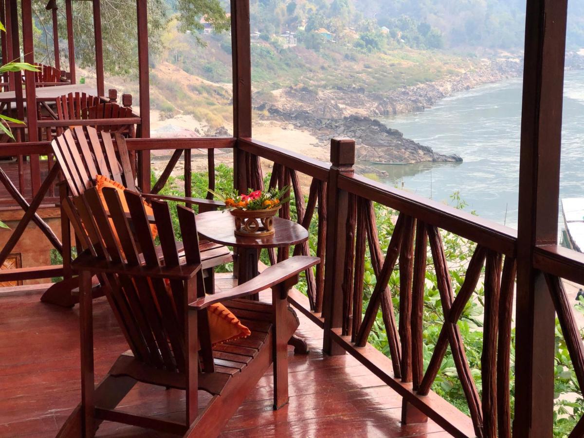 Mekong Riverside Lodge Muang Pakbèng Extérieur photo